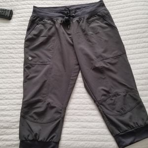 Soybu capri pants
